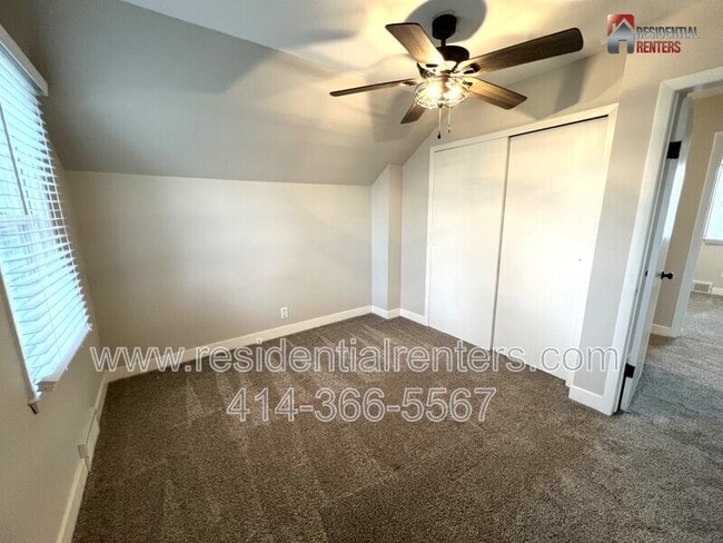 Building Photo - 10918 W Wells St