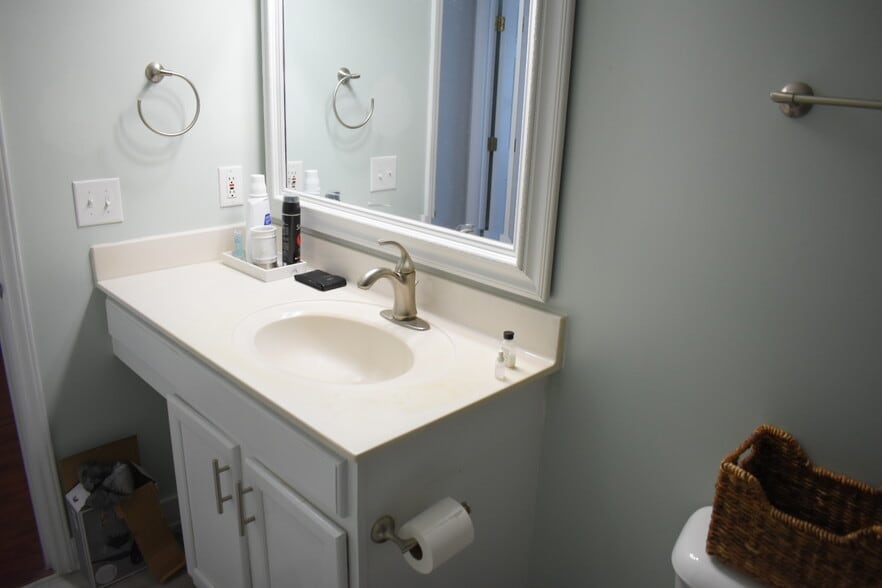 Building Photo - 1505 Lynchfield Ct