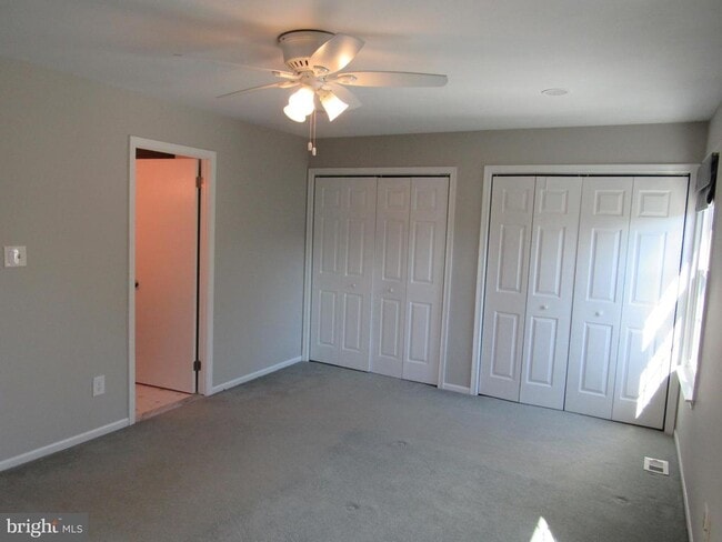 Building Photo - 716 Sandalwood Ln