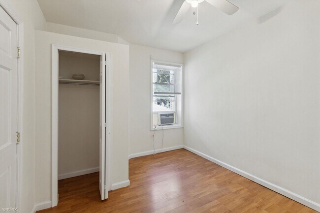 Building Photo - 4 br, 2 bath House - 902 N CARLISLE ST