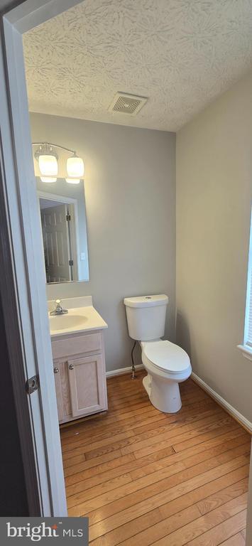 Building Photo - 16116 Edenwood Dr