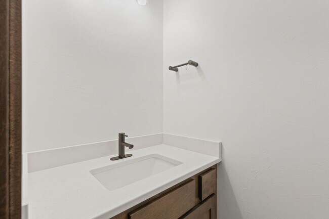 Building Photo - 2855 Fen Way