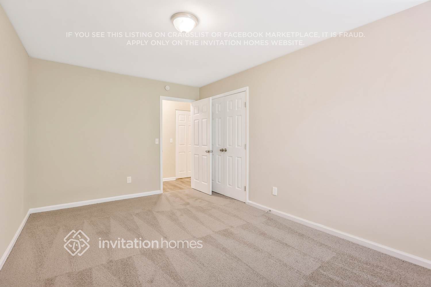 Building Photo - 610 Woodcrest Manor Dr