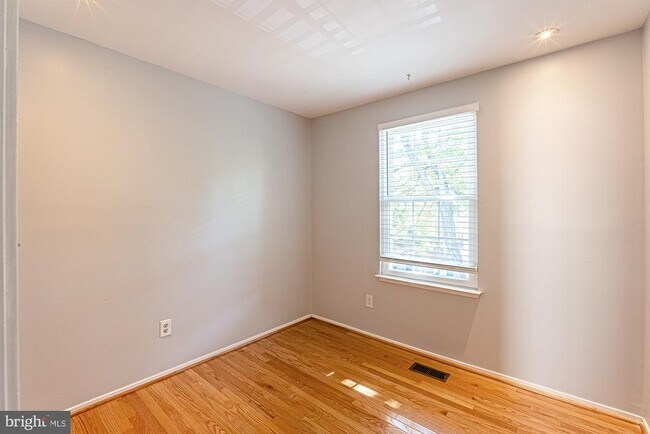 Building Photo - 10343 Annaberg Ct