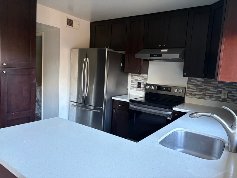 Kitchen - 4128 Ravenwood Pl
