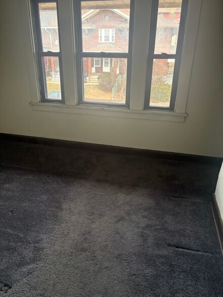 Building Photo - 534 Howard St