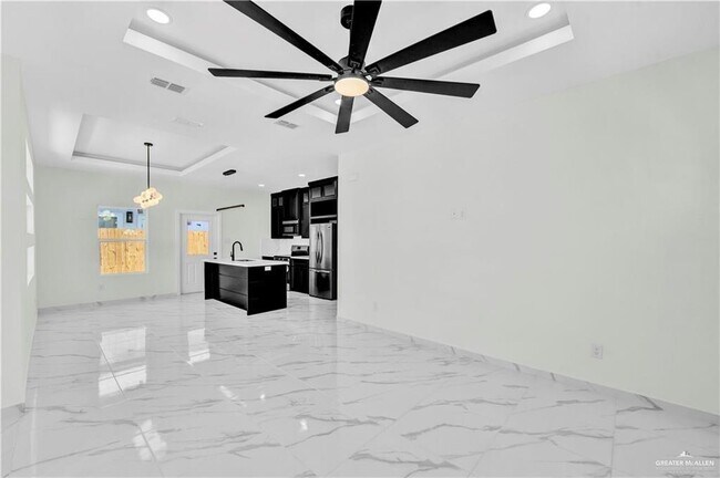 Building Photo - 10 Buccaneer Dr