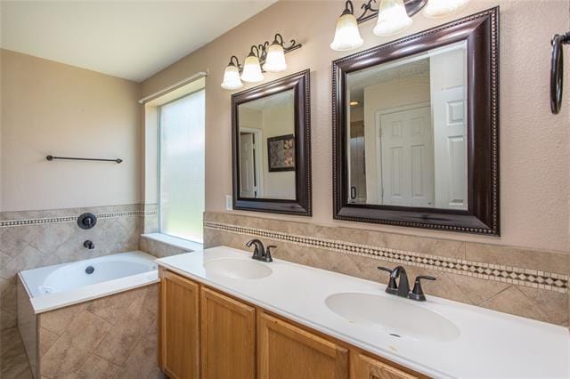 Building Photo - 8733 King Ranch Dr