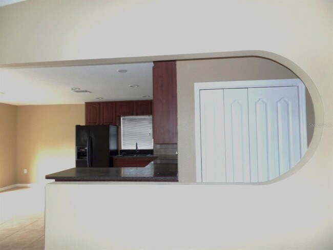 Building Photo - 8338 Fishhawk Ave