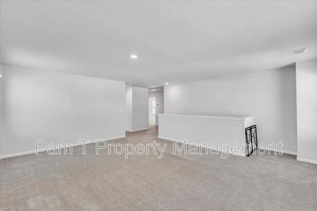 Building Photo - 512 Turpentine Trl