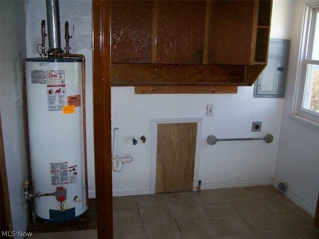 Building Photo - 25701 Richards Ave