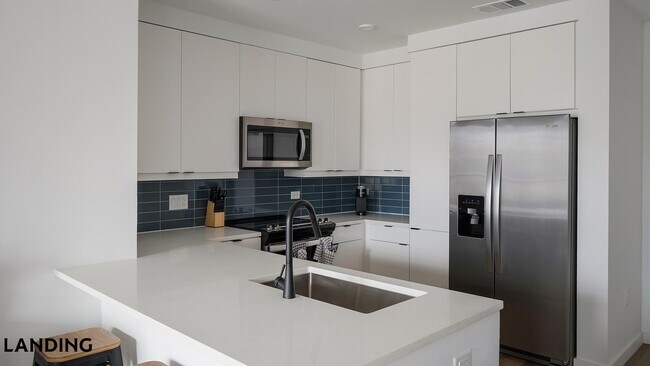 Building Photo - 1801 Patterson St