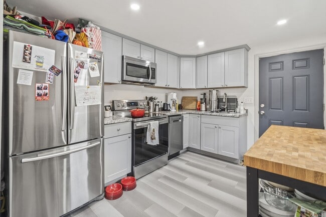 Building Photo - Cute Two Bedroom 1 Bathroom House in North RiNo