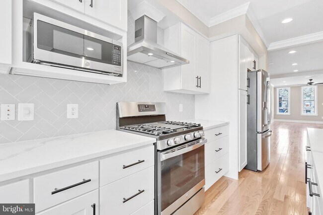 Building Photo - 3129 Fait Ave