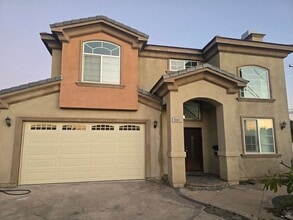 Building Photo - Beautiful Single Family in Garden Grove for Rent