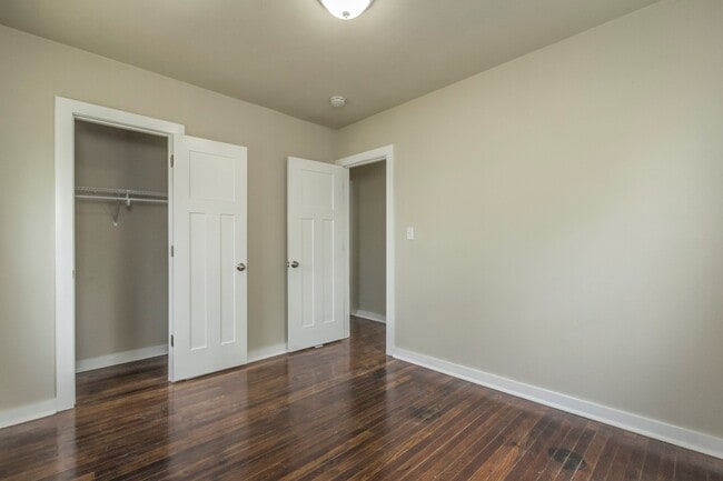 Building Photo - Adorable 2 bedroom 1 bath home