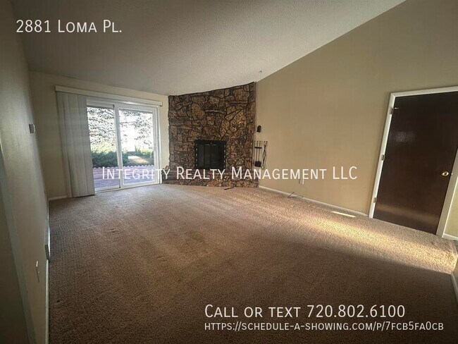 Building Photo - 2881 Loma Pl