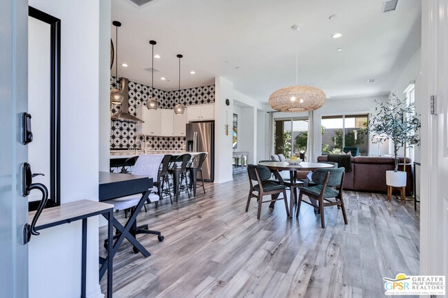 Building Photo - 23 Prosecco