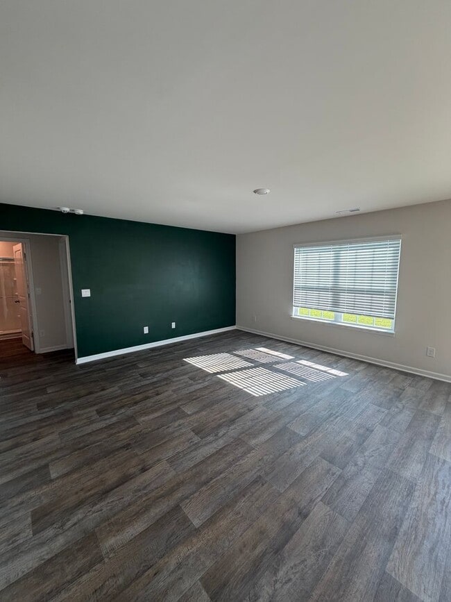 Building Photo - Spacious New Construction Home with 5 Bedrooms, 3 Full Baths