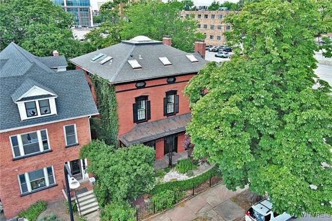 Building Photo - 522 Franklin St