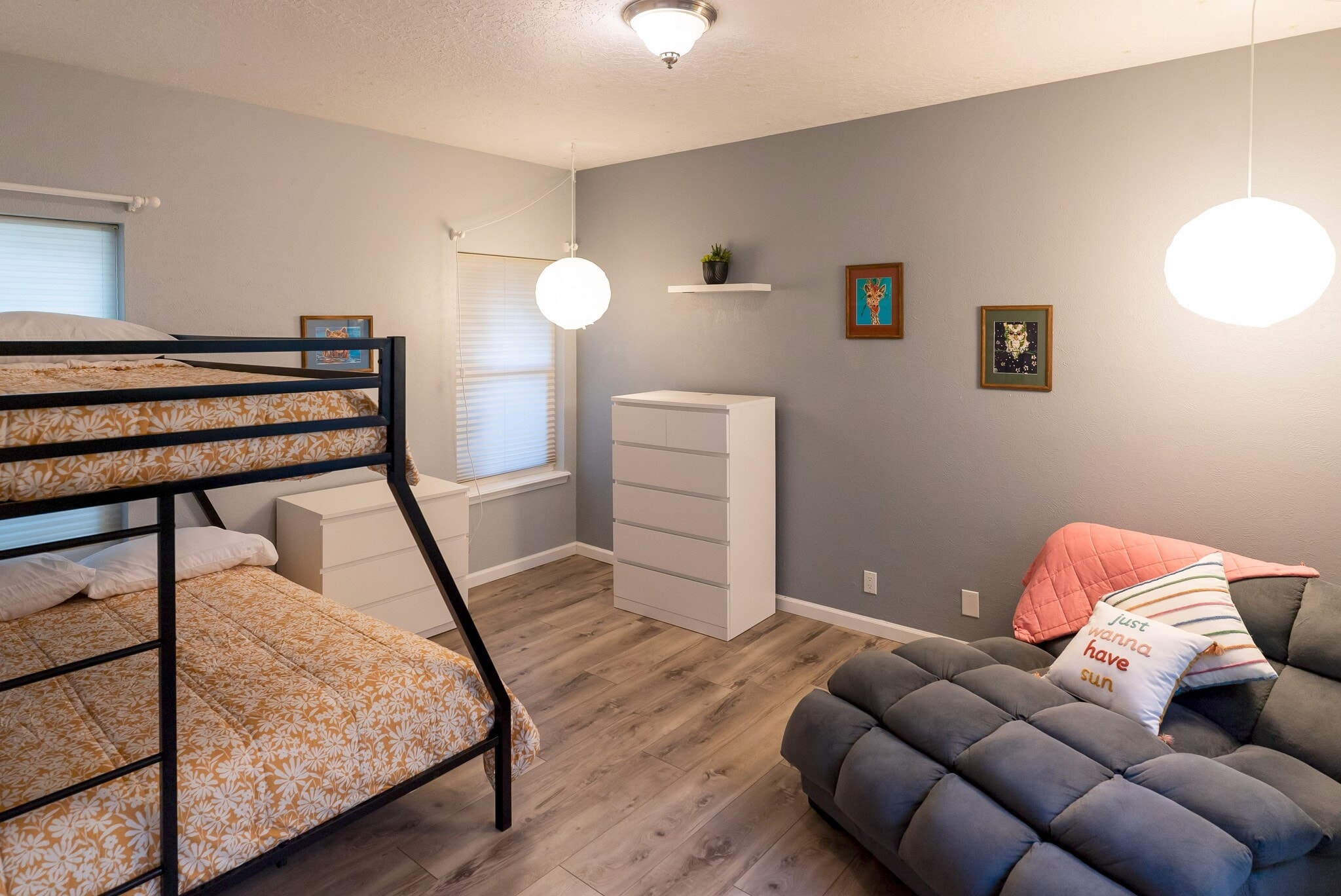 Building Photo - 9316 Tanoan Dr NE