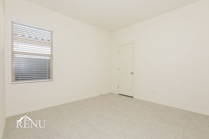 Building Photo - 18391 Los Gabrieles Wy