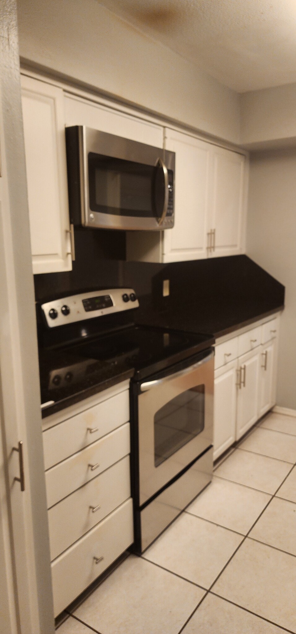 Building Photo - 500 Wichita Ave