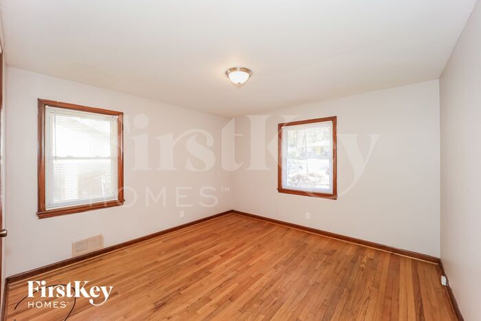 Building Photo - 1443 Willow Trail SW