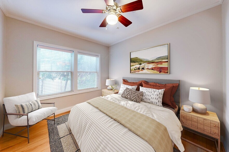 Building Photo - 111 W 8th St