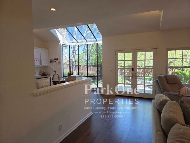 Building Photo - Amazing One of a Kind Home in the Heart of Danville with Pool & Views!