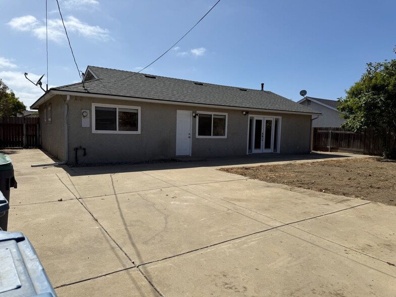 Building Photo - 204 N X St