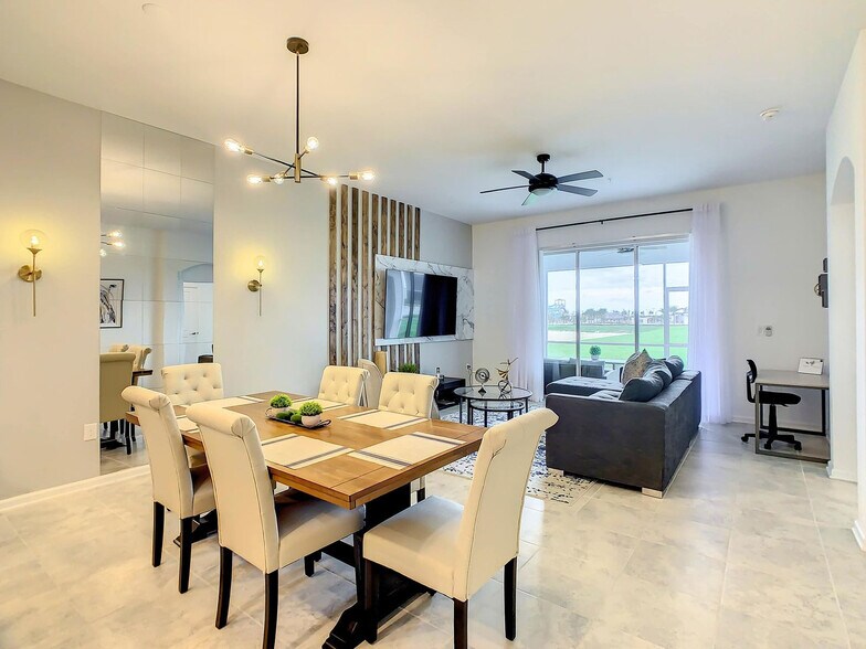 Building Photo - 9331 Sommerset Hills Dr