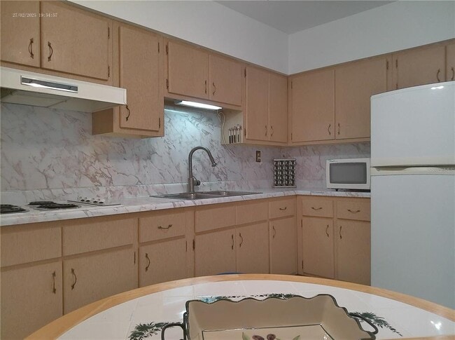 Building Photo - 2011 Australia Way W