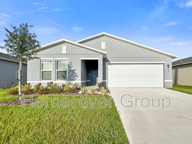 Building Photo - 3437 Dahlia Dr