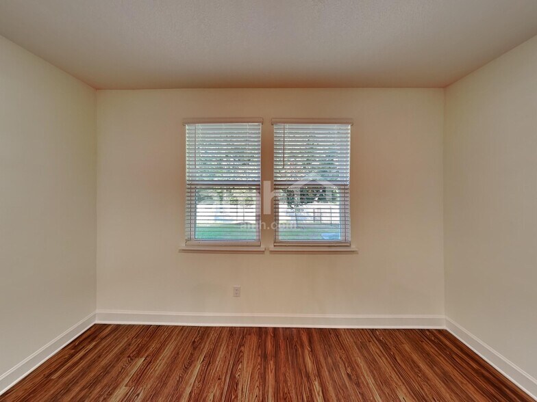 Building Photo - 8579 Belfort St