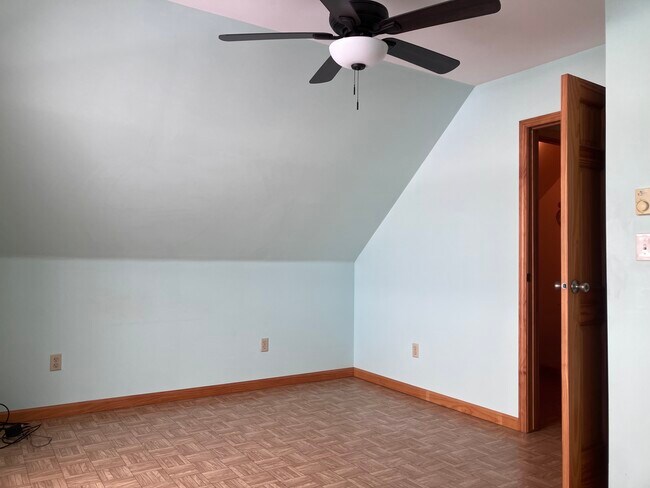 Building Photo - 3045 Aikens Rd