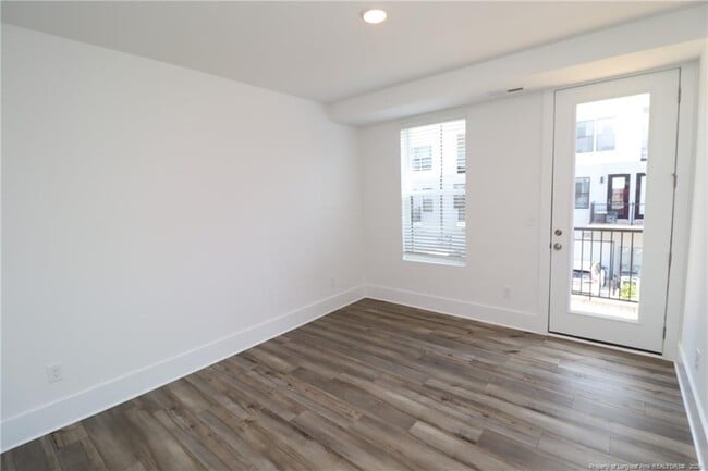 Building Photo - 110 Byrum St