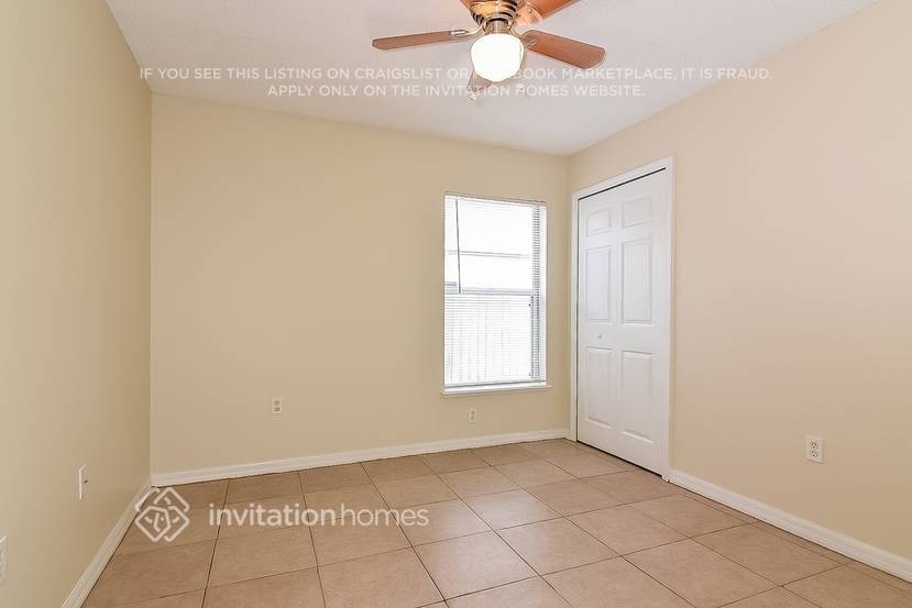 Building Photo - 6304 Calamari Pl