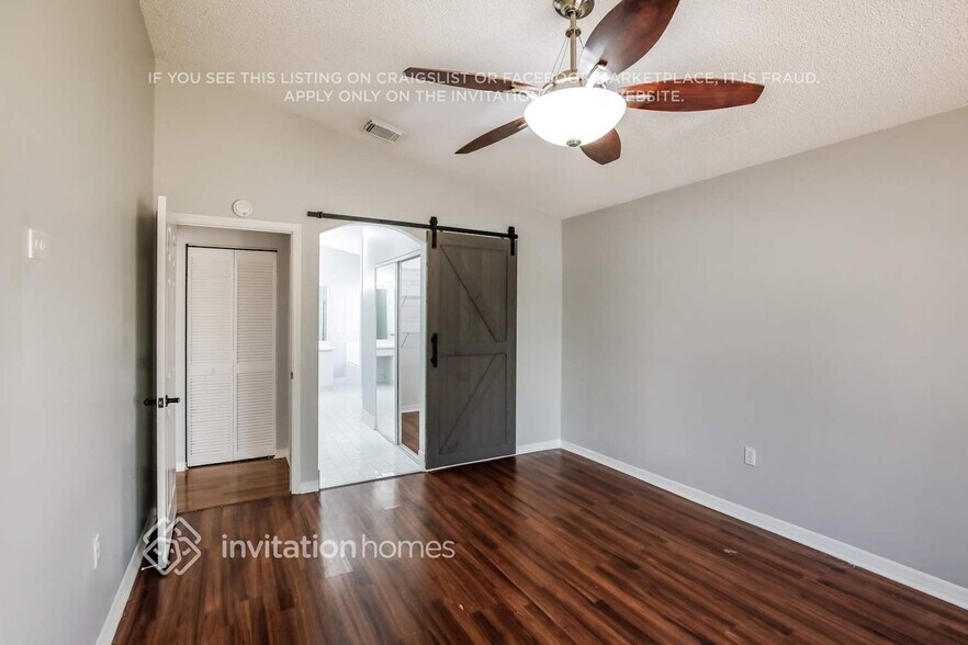 Building Photo - 2431 NW 186th Ave