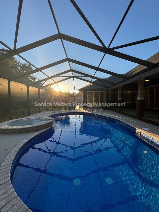 Building Photo - 2926 Greystone Dr