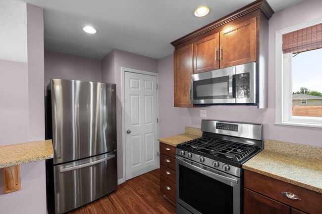 Building Photo - 4164 Kettler Rd