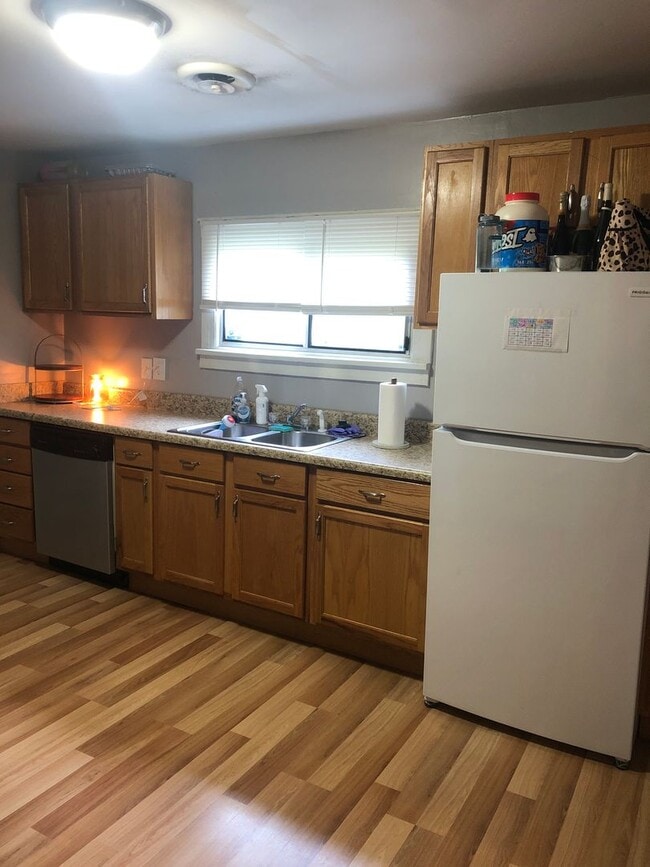 Building Photo - Cozy Cottage in Waverly Belmont Neighborho...