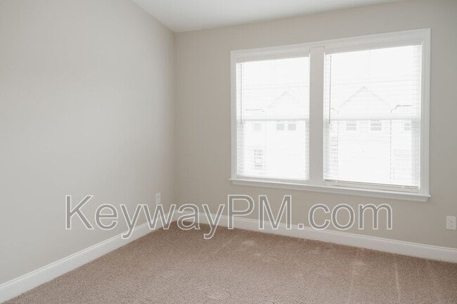 Building Photo - 4512 Chestnut Trl