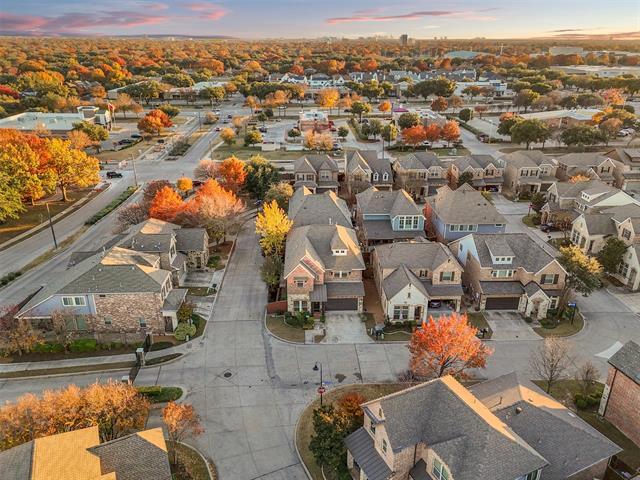 Building Photo - 1209 Savoy Ln