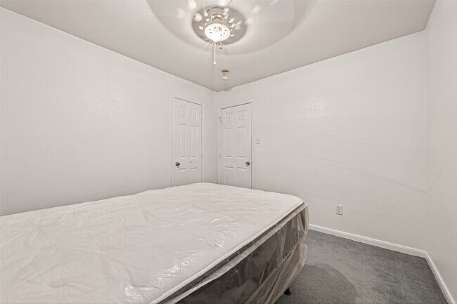 Building Photo - 15707 Crooked Arrow Dr