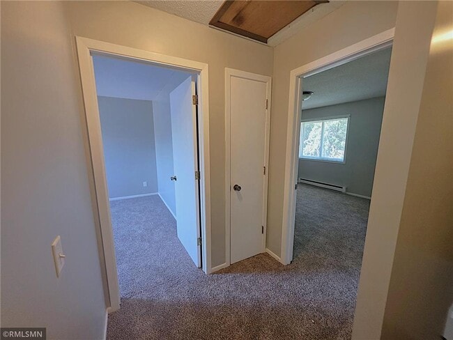 Building Photo - 333 Odanah Ave