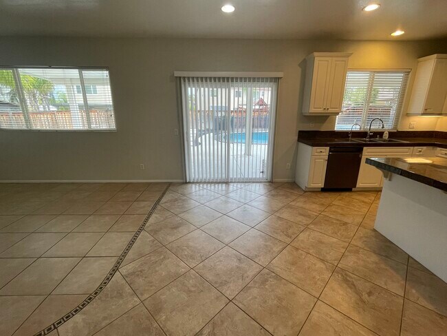 Building Photo - 1974 Arroyo Viejo Dr