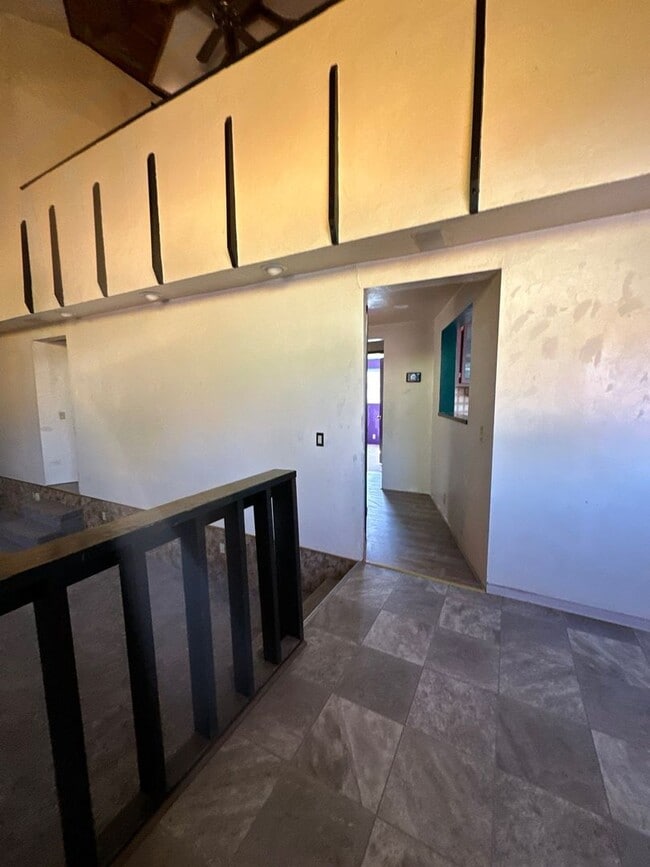 Building Photo - 804 N 2nd St