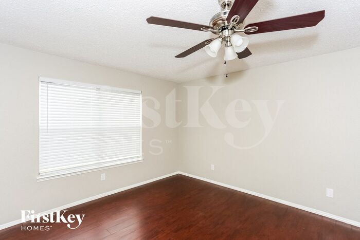 Building Photo - 621 Spillway Dr