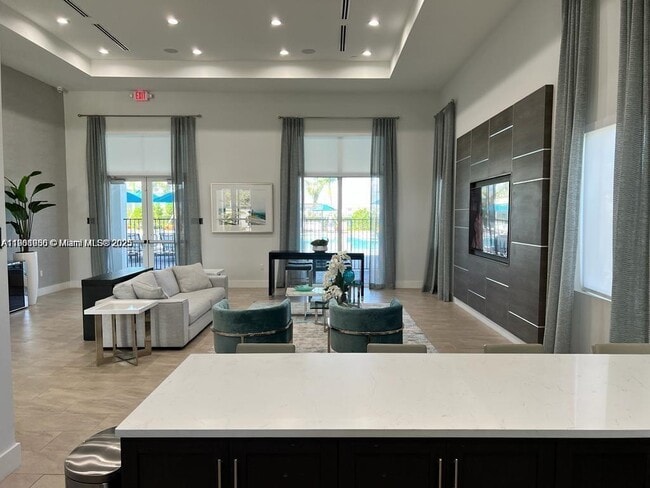 Building Photo - 1663 SE 26th Rd